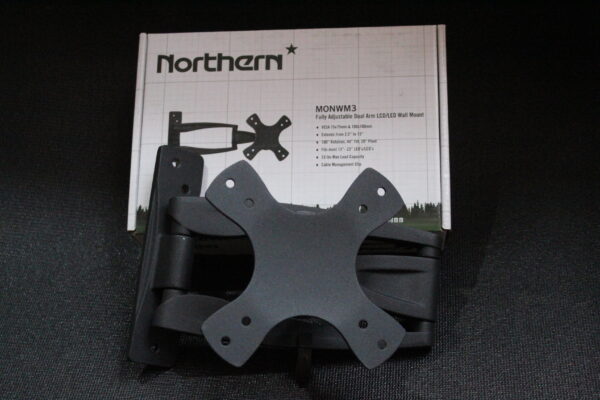 NORTHERN: MONWM3 Fully adjustable dual arm LCD/LED wall mount