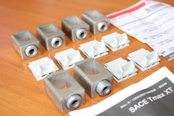 ABB: Front terminals for cables in copper-aluminum 1X95... 185 mm2 6 pieces XT3 ABB 1SDA067181R1 - Image 8